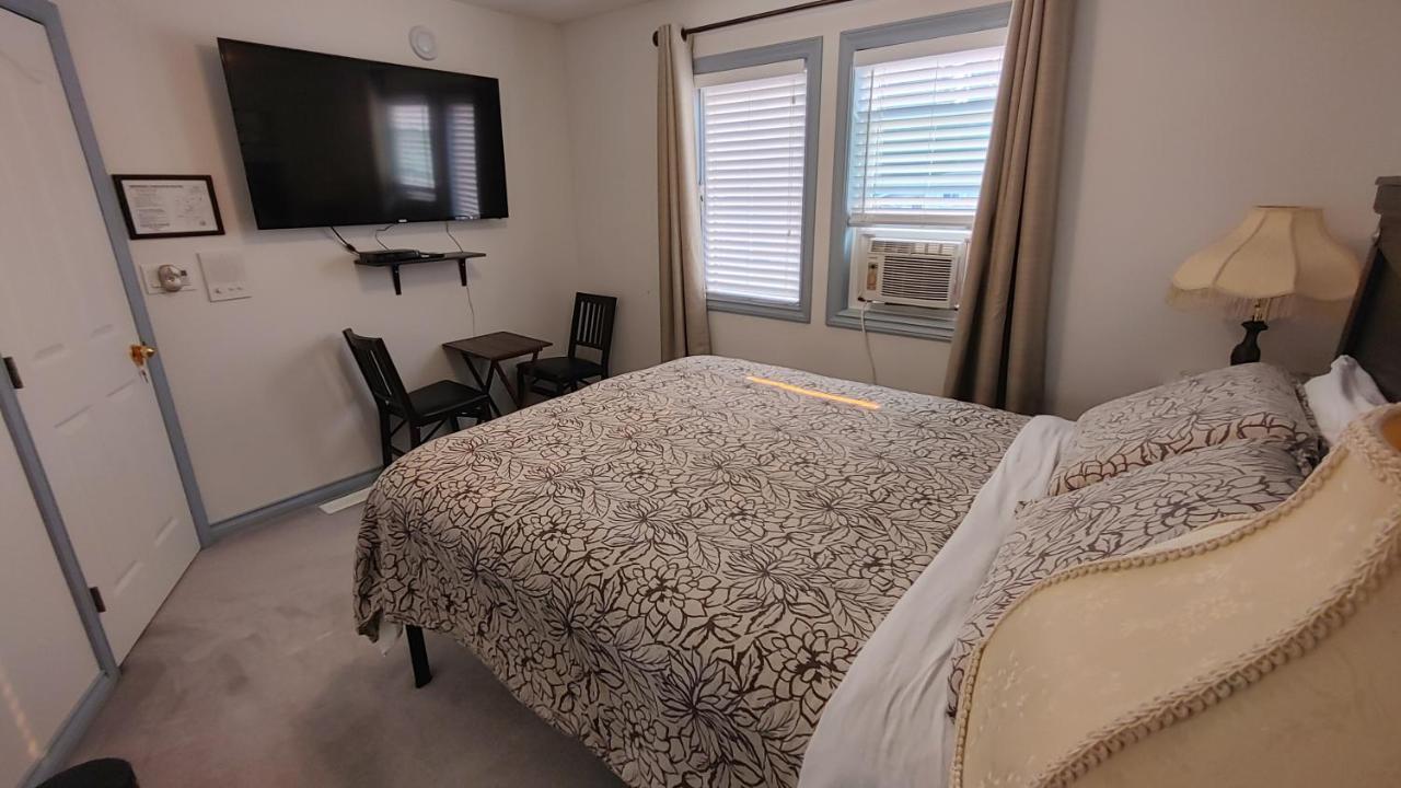 Cornerstone Bed And Breakfast Revelstoke Εξωτερικό φωτογραφία