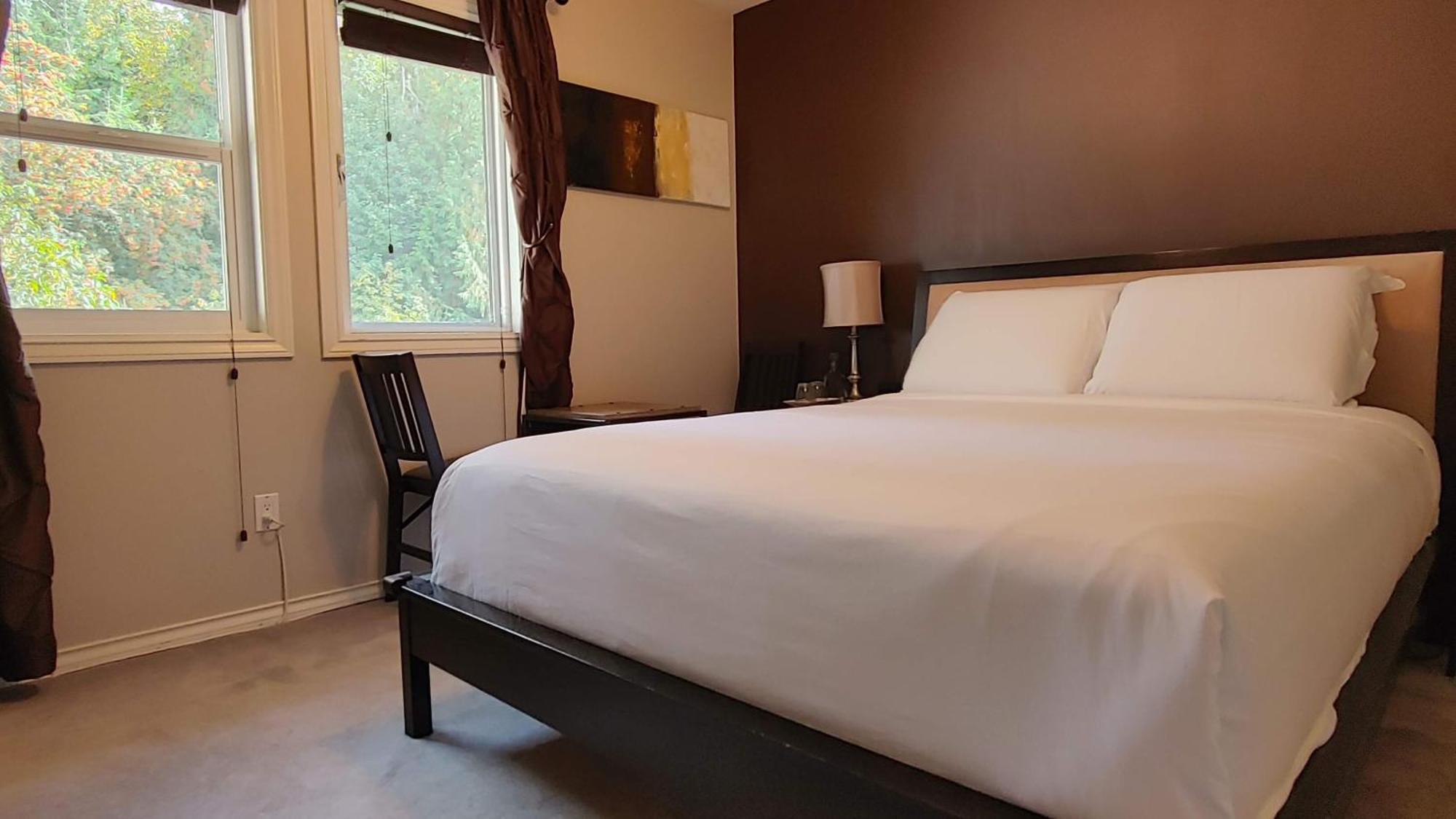 Cornerstone Bed And Breakfast Revelstoke Εξωτερικό φωτογραφία