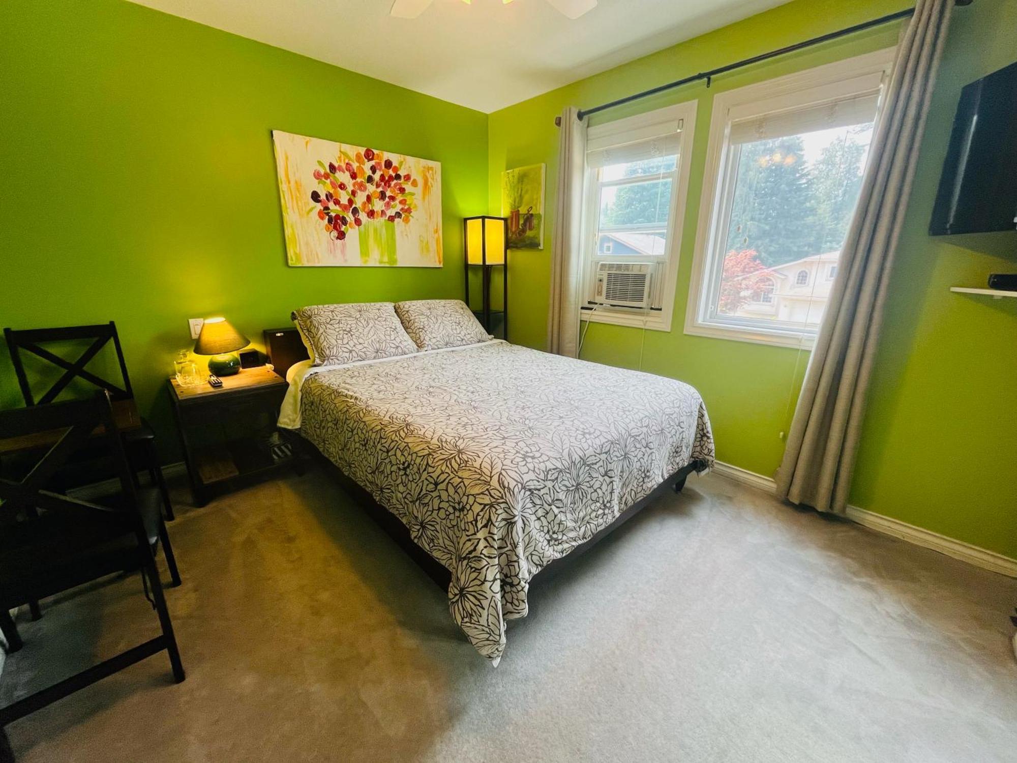 Cornerstone Bed And Breakfast Revelstoke Εξωτερικό φωτογραφία