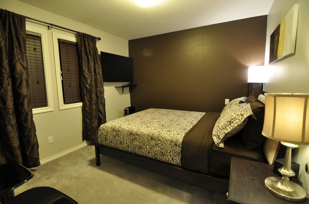 Cornerstone Bed And Breakfast Revelstoke Εξωτερικό φωτογραφία