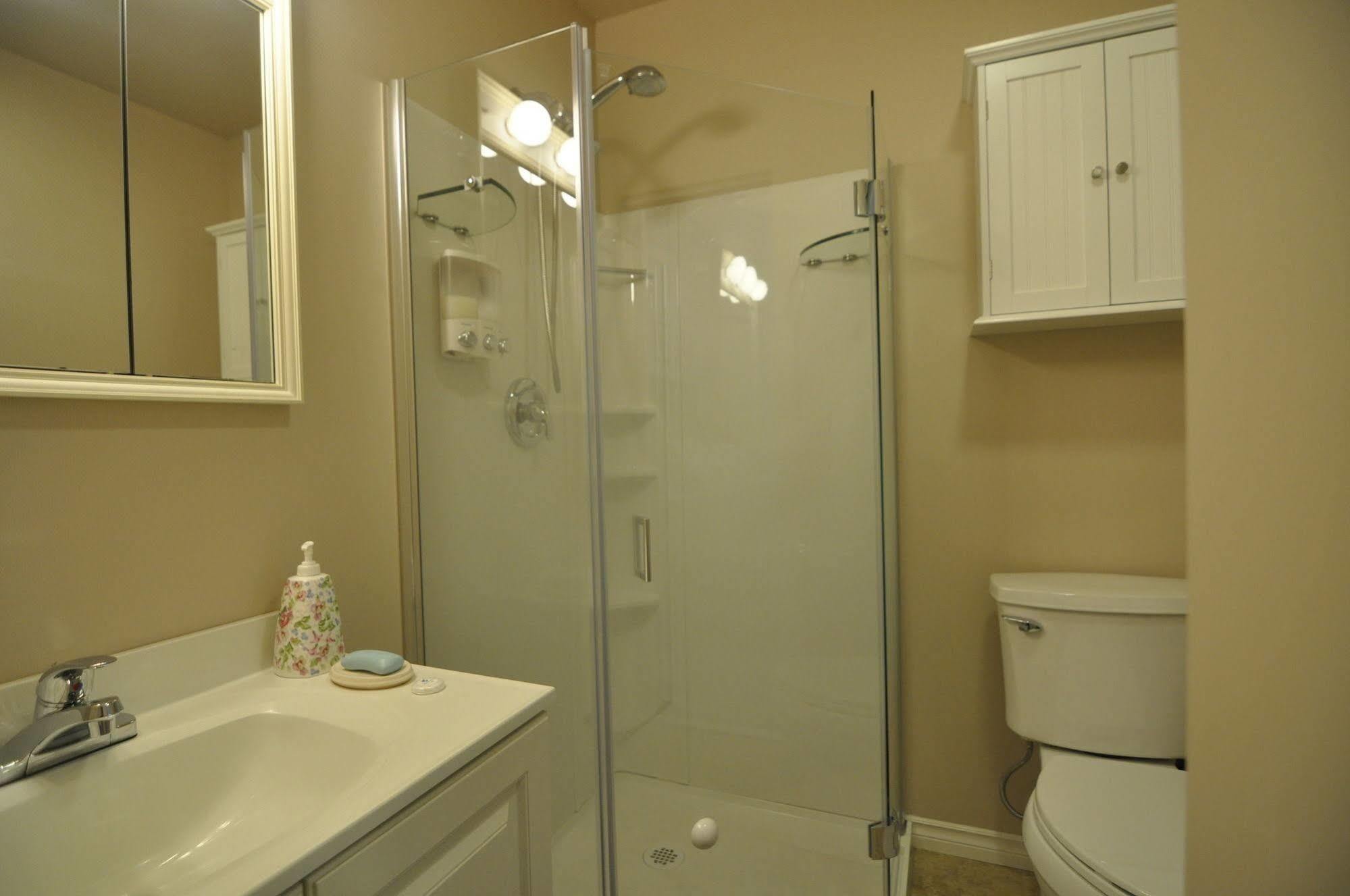 Cornerstone Bed And Breakfast Revelstoke Εξωτερικό φωτογραφία